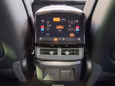 New 2026 Cadillac Vistiq Sport AWD/4WD image 27