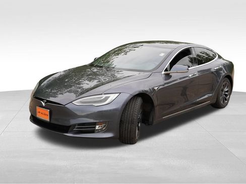 Used 2020 Tesla Model S Long Range Plus AWD/4WD image 11