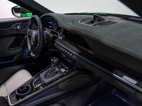Used 2025 Porsche 911 GT3 RS RWD image 68