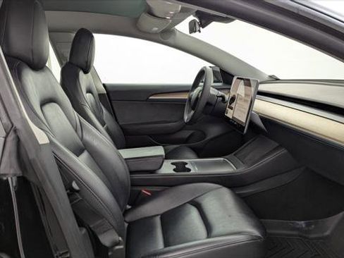 Used 2023 Tesla Model 3 Standard Range RWD image 19