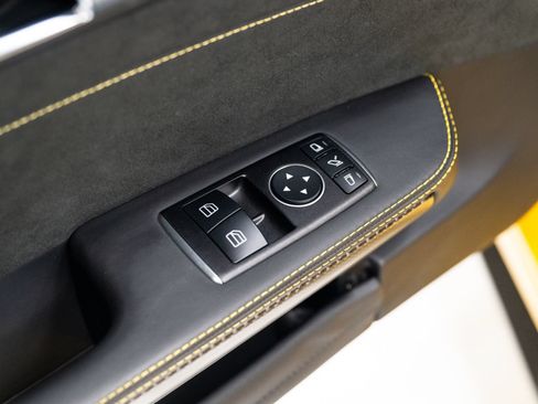 Used 2020 Mercedes-Benz AMG GT R image 32