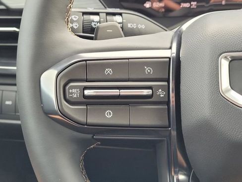 New 2026 GMC Acadia AT4 w/ Luxury Package image 19