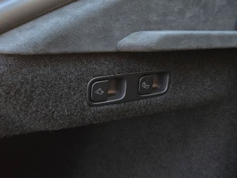 Used 2023 Tesla Model S Standard Range image 32