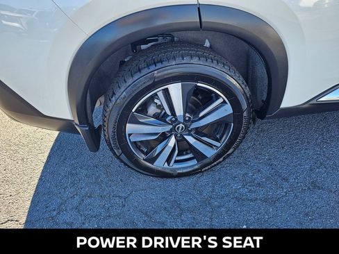 Used 2023 Nissan Rogue SL image 11