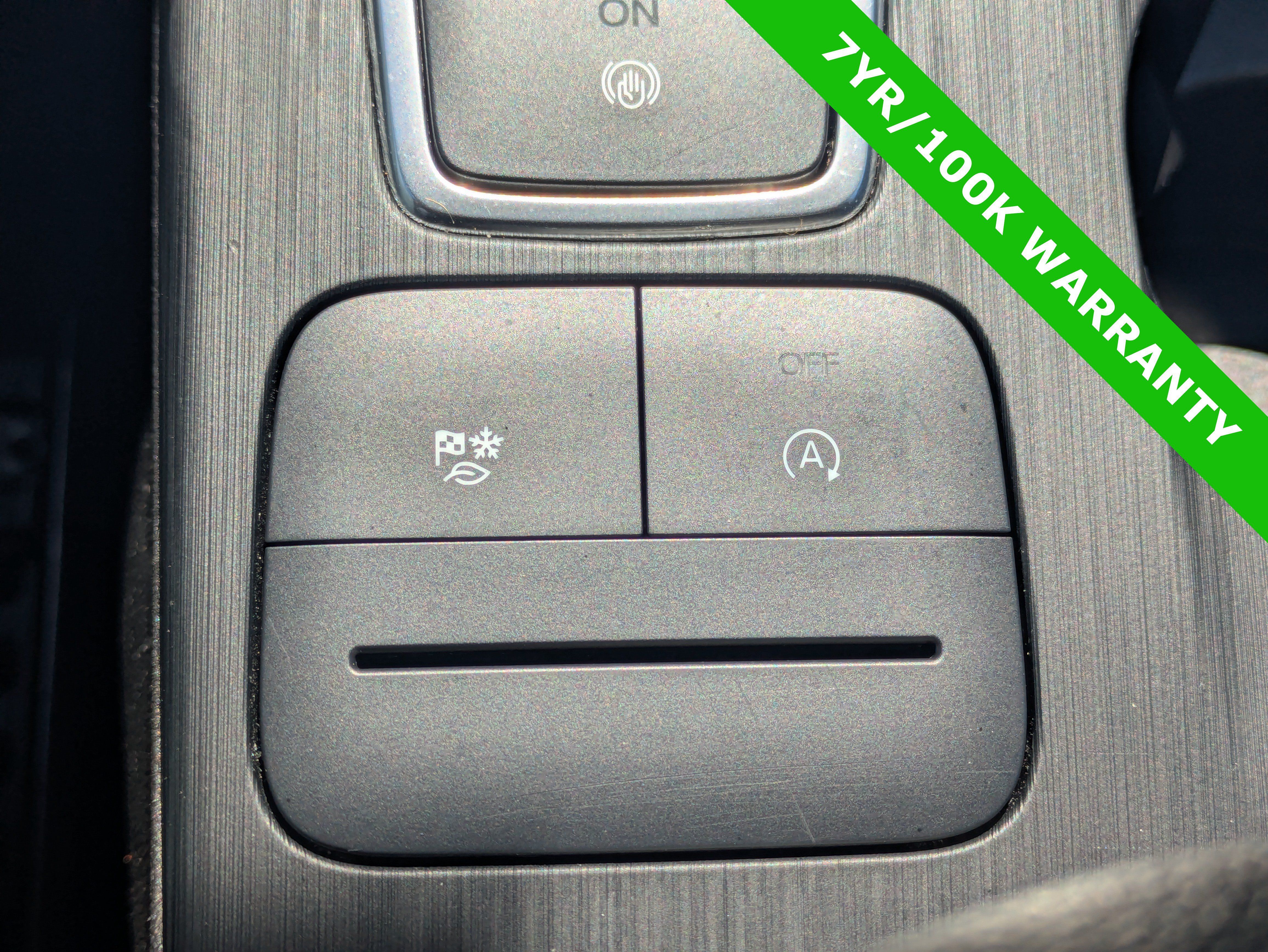 Certified 2025 Ford Escape Active AWD/4WD image 31