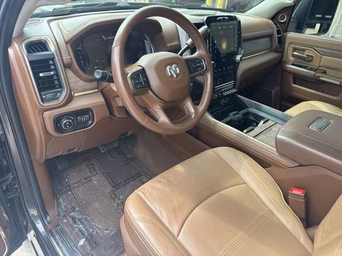 Used 2024 RAM 3500 Limited image 12