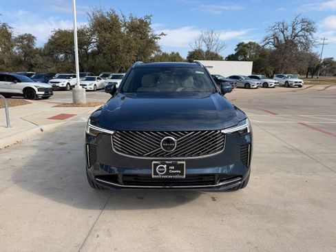 New 2026 Volvo XC90 T8 Plus w/ Protection Package Premier image 6