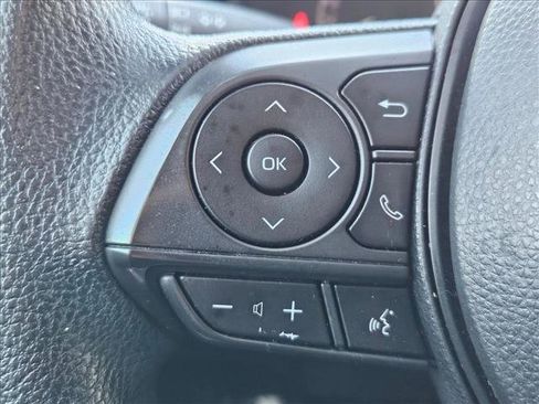 Used 2020 Toyota Corolla LE image 17