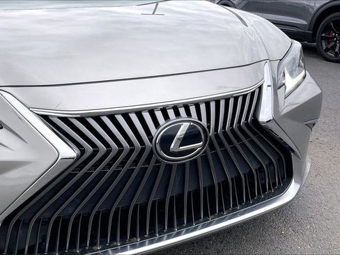 Used 2021 Lexus ES 350 350 w/ Accessory Package image 34