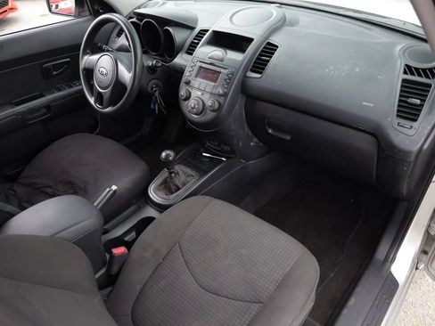 Used 2011 Kia Soul FWD image 23