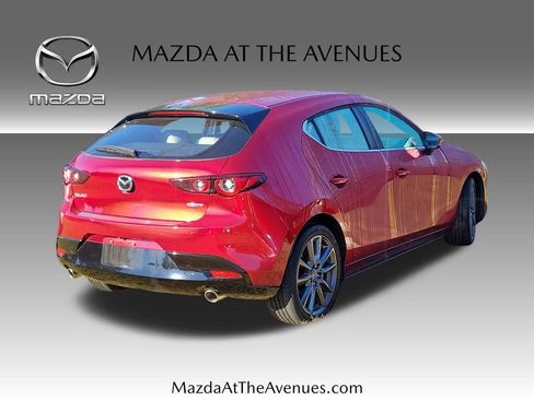 Used 2023 MAZDA MAZDA3 s image 13