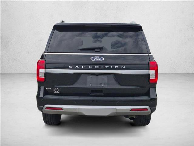 Used 2024 Ford Expedition XLT RWD image 6