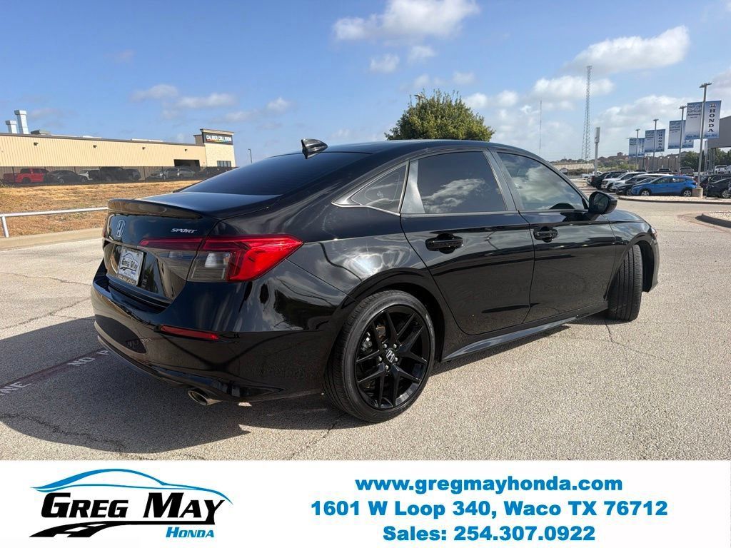 Used 2024 Honda Civic Sport image 3