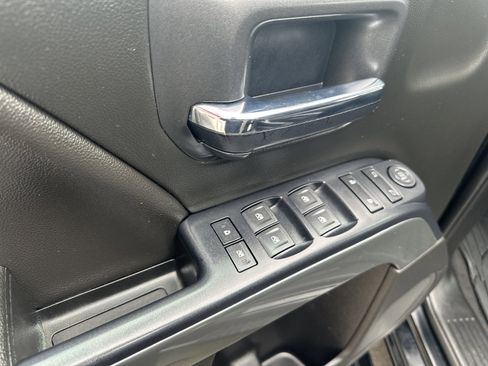 Used 2019 Chevrolet Silverado 1500 LT image 9