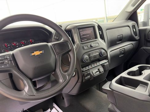 Used 2026 Chevrolet Silverado 2500 W/T w/ WT/CX Safety Package AWD/4WD image 14