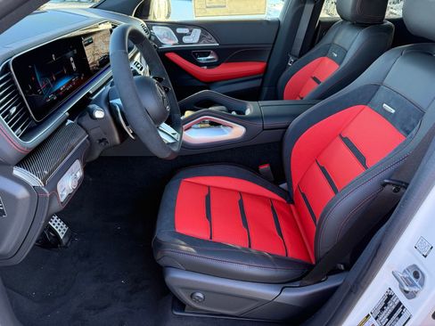 New 2026 Mercedes-Benz GLE 53 AMG 4MATIC Coupe image 17