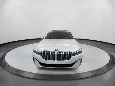 Used 2020 BMW 740i w/ Cold Weather Package RWD image 2