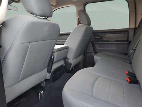 Used 2017 RAM 1500 Express w/ Express Value Package image 5