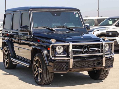 Used 2017 Mercedes-Benz G 63 AMG 4MATIC image 3