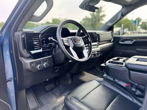 Used 2024 GMC Sierra 1500 Elevation AWD/4WD image 14