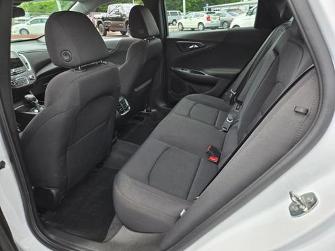 Used 2023 Chevrolet Malibu LT FWD image 11
