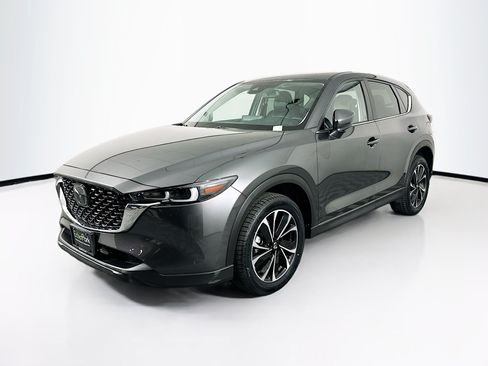 Used 2022 MAZDA CX-5 AWD 2.5 S w/ Premium Plus Pkg image 3
