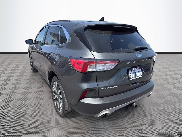Used 2020 Ford Escape Titanium AWD/4WD image 5