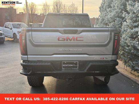 Used 2025 GMC Sierra 2500 AT4X image 7