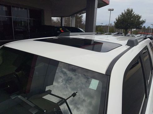 Used 2019 Toyota 4Runner SR5 Premium image 6