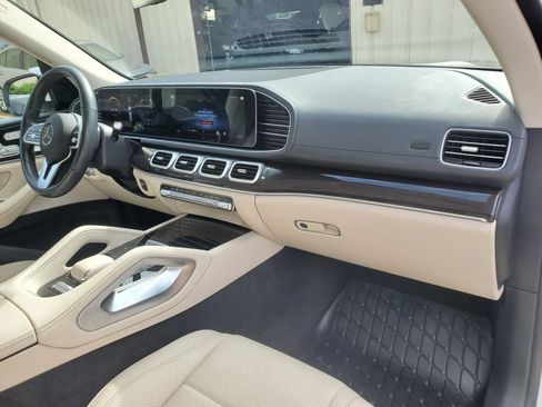Used 2022 Mercedes-Benz GLS 450 4MATIC image 56