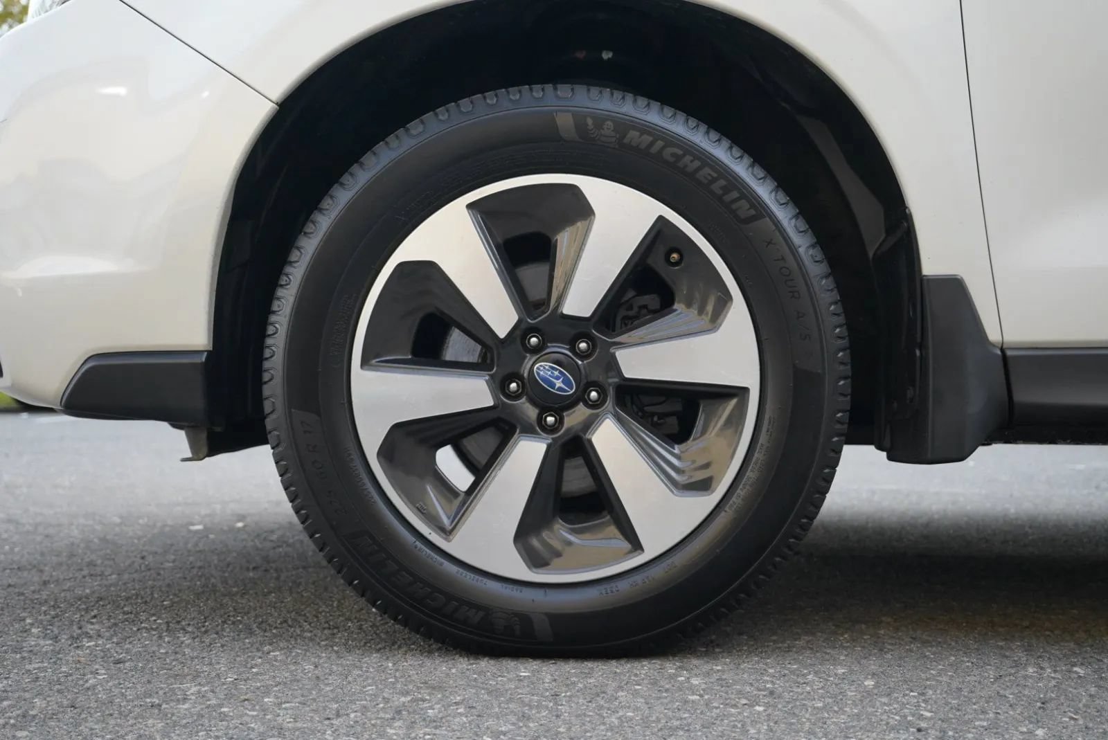 Used 2018 Subaru Forester 2.5i Limited AWD/4WD image 14