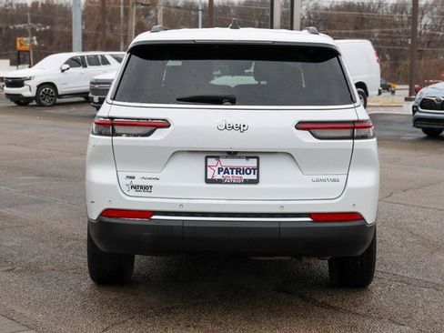 Used 2023 Jeep Grand Cherokee L Limited image 4