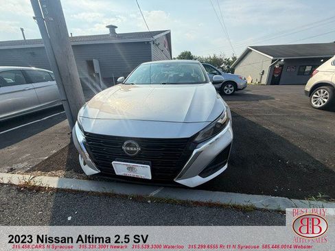 Used 2023 Nissan Altima 2.5 SV FWD image 7
