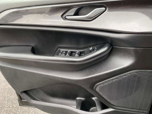 Certified 2023 Jeep Grand Cherokee Laredo image 17