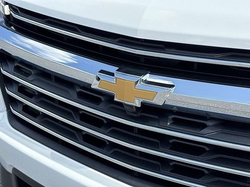 New 2026 Chevrolet Traverse LT image 32