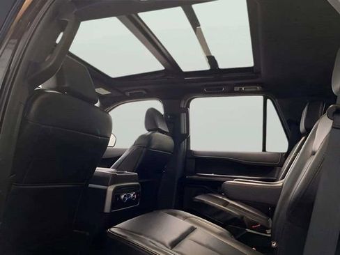 Used 2021 Ford Expedition XLT RWD image 29