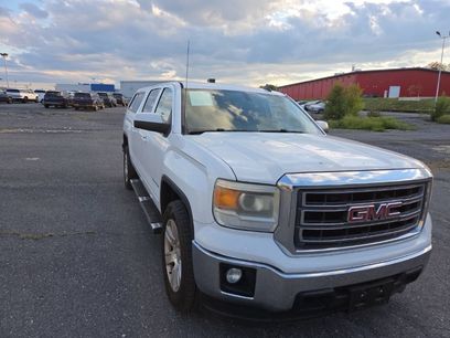 Used 2015 GMC Sierra 1500 SLE w/ SLE Value Package