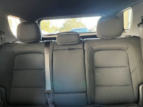 Used 2025 Chevrolet Equinox LT image 38