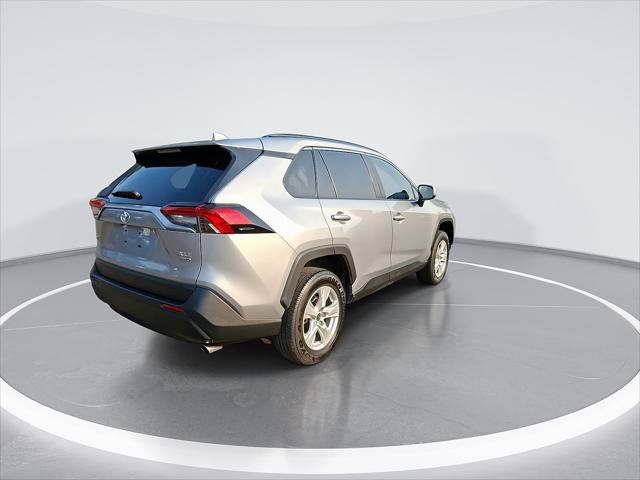 Certified 2021 Toyota RAV4 XLE AWD/4WD image 10