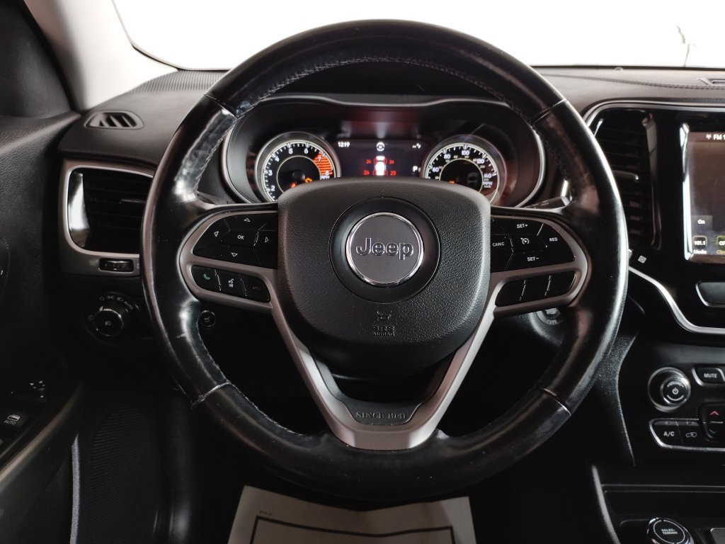 Used 2020 Jeep Cherokee Limited AWD/4WD image 24