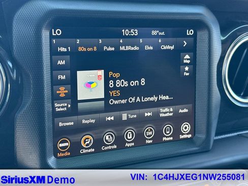 Used 2022 Jeep Wrangler Unlimited Sahara AWD/4WD image 33