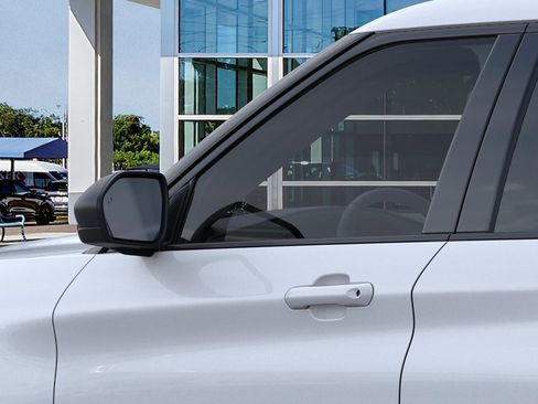 New 2026 Ford Explorer Active RWD image 20