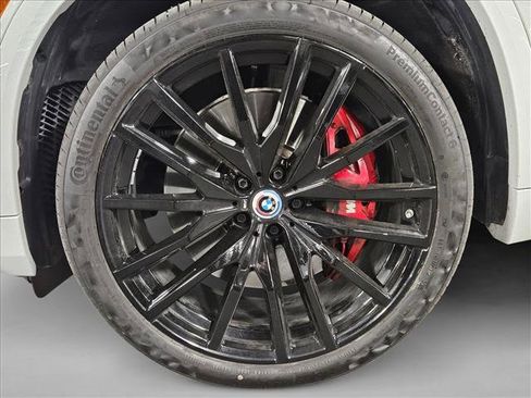 Certified 2023 BMW X5 M50i w/ Executive Package image 24