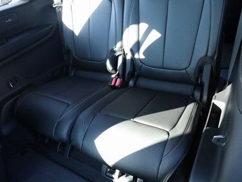 New 2025 Jeep Grand Cherokee L Limited AWD/4WD image 14