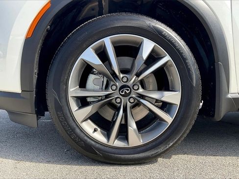 Certified 2025 INFINITI QX60 Luxe image 10