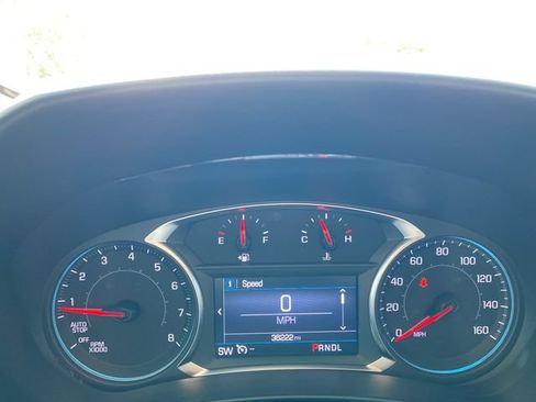 Used 2023 Chevrolet Equinox LT FWD image 27