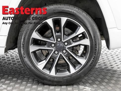 Used 2022 Jeep Grand Cherokee Overland AWD/4WD image 37