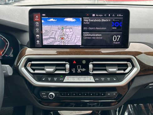 Used 2023 BMW X3 xDrive30i w/ Premium Package AWD/4WD image 24