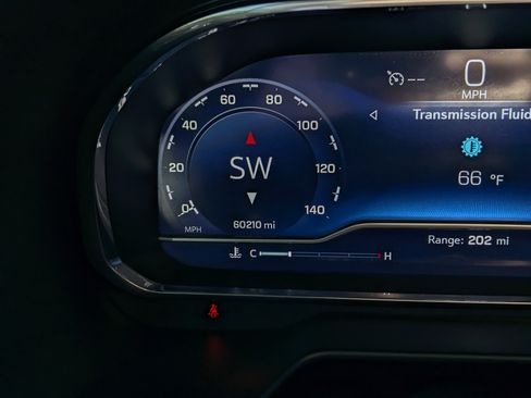 Used 2022 Chevrolet Tahoe Premier image 16