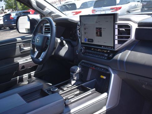 Used 2023 Toyota Sequoia Platinum AWD/4WD image 13